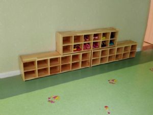 點擊查看詳細信息<br>標題：幼兒鞋柜HL-6011 閱讀次數：7073